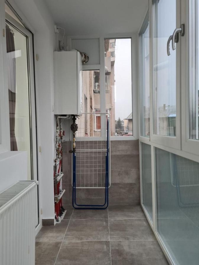 Apartament Terra Targoviste Luaran gambar