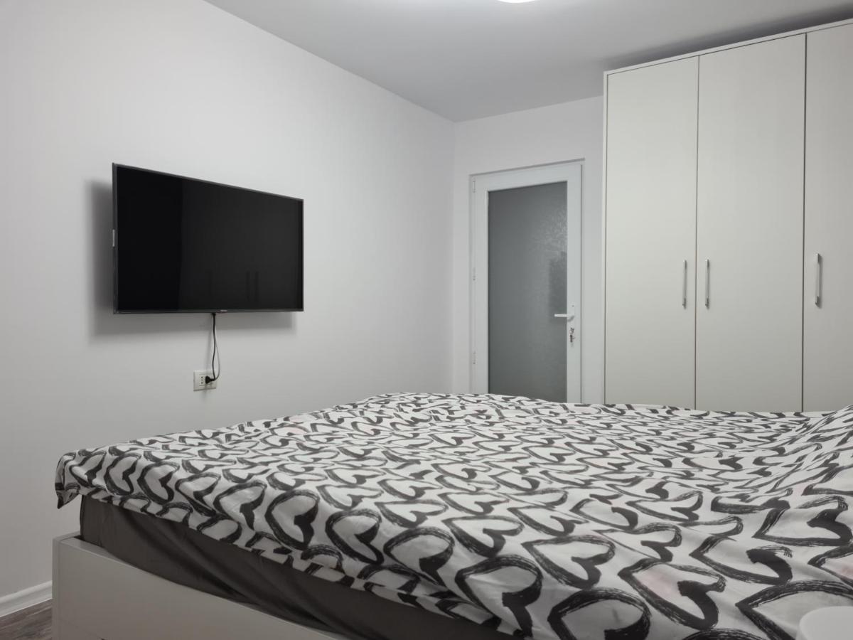 Apartament Terra Targoviste Luaran gambar