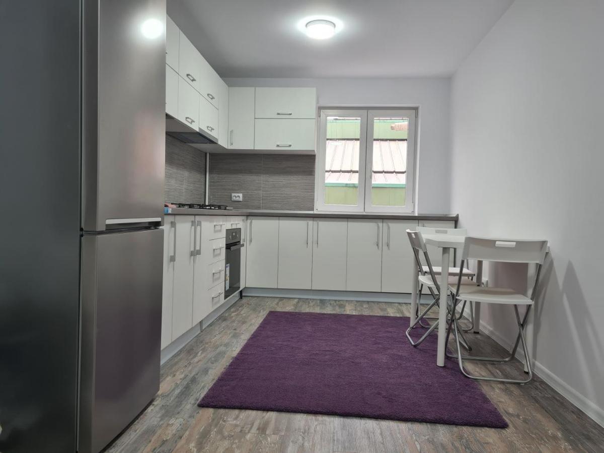 Apartament Terra Apartment Targoviste Luaran gambar